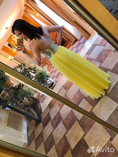 Вечернее платье