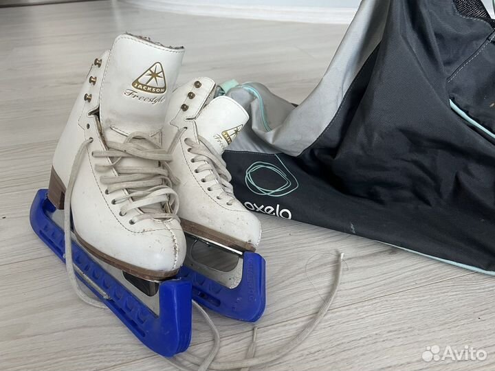 Фигурные коньки jackson
