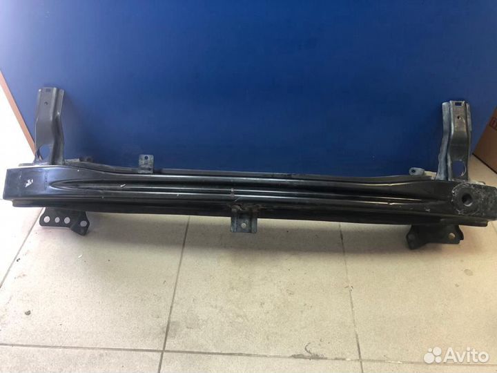 Усилитель переднего бампера на volkswagen caddy