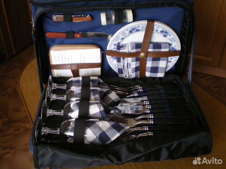 Набор для пикника на 4 персоны