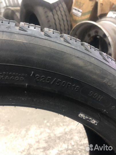 Michelin Pilot Alpin 225/50 R18
