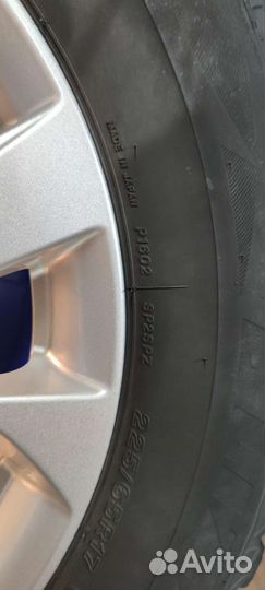 Bridgestone Blizzak Spike-02 SUV 225/65 R17 106T
