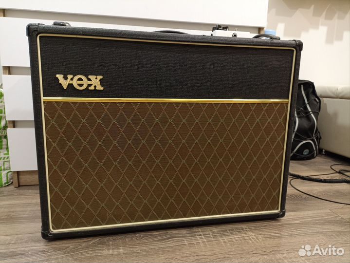 Гитарный комбоусилитель VOX AC30 CC2