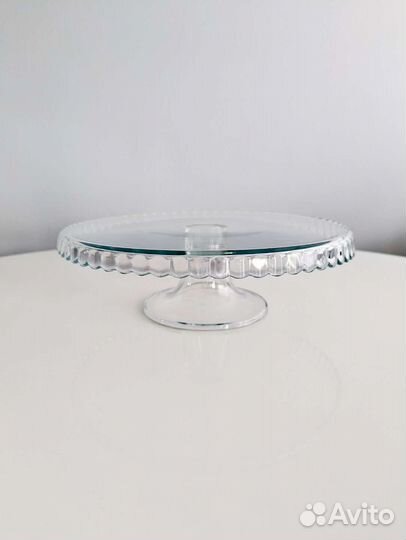 Тортовница/подставка стеклянная на ножке
