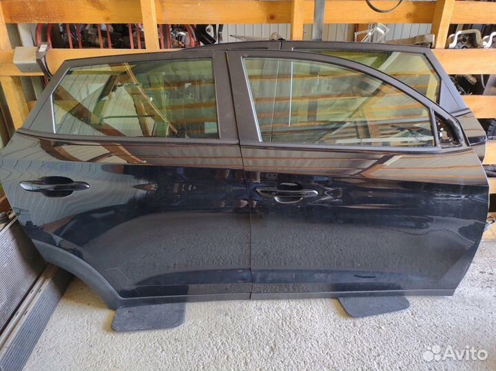 Дверь передняя правая Hyundai Tucson 3 TL