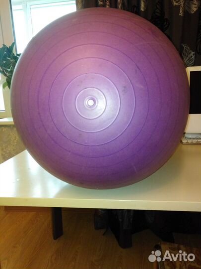 Мяч для гимнастики