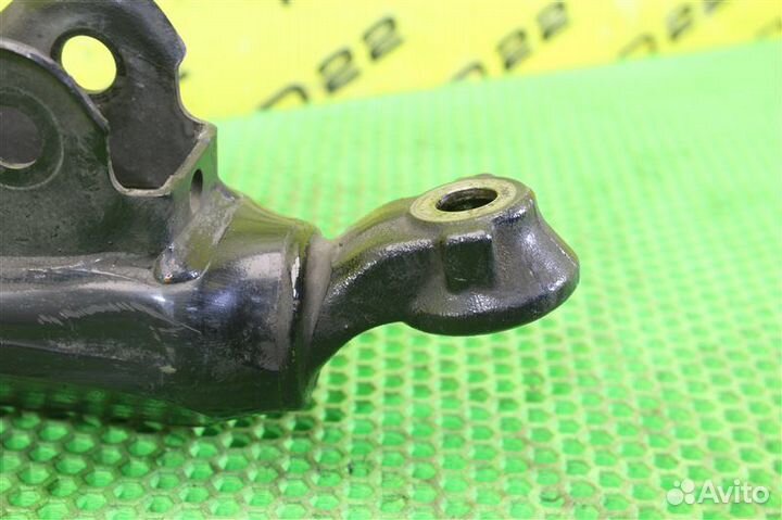 Рычаг подвески передний правый Lexus Is250 GSE20