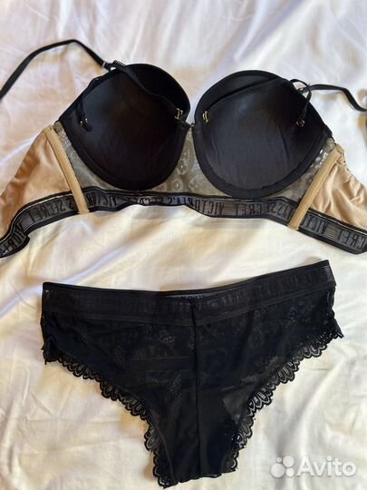 Victoria secret комплект 75B/80B/85B