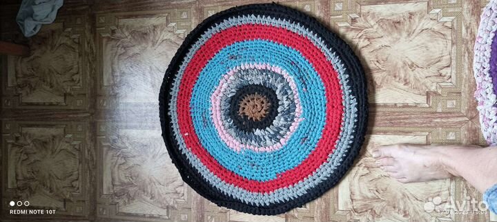 Коврик ручной работы