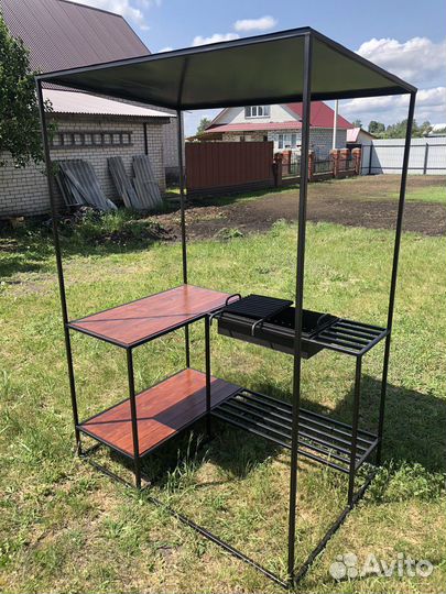 Мангал с крышей