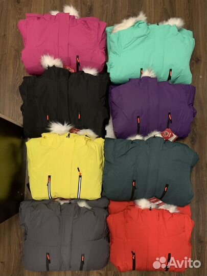 Горнолыжный комбинезон женский зимний