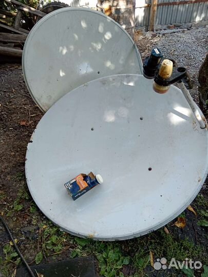 Спутниковая тарелка