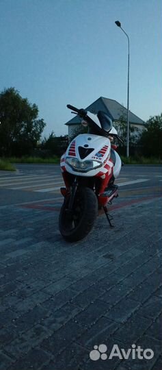 Keeway ry 8