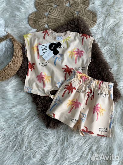 Костюм Zara для девочки с шортами
