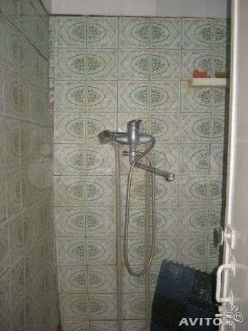 Комната 10 м² в 5-к., 2/5 эт.