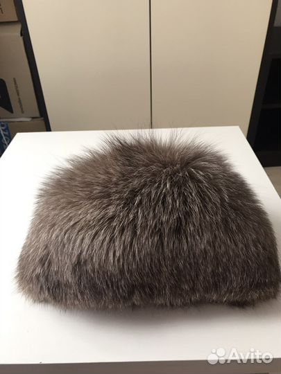 Меховая женская шапка из песца
