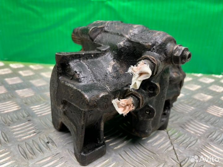 Рулевой редуктор Mercedes-Benz E-Class W124