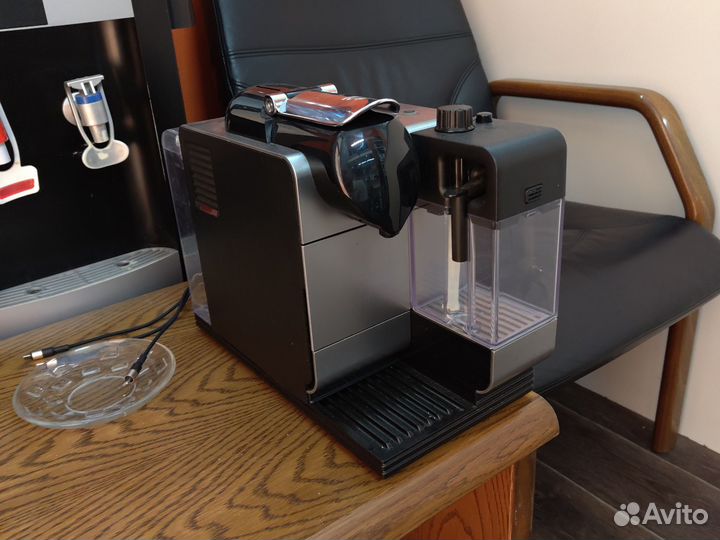 Кофемашина delonghi nespresso EN520.S