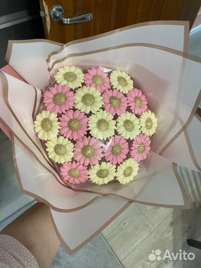 Букеты из шоколадных цветов