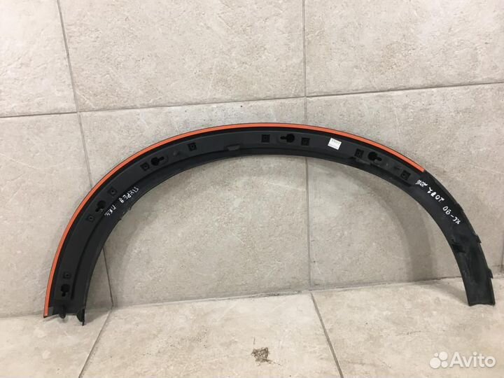 Накладка переднего крыла левого Volvo XC90 C 79 20