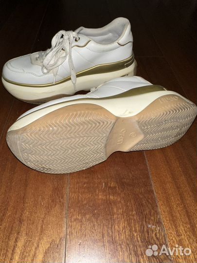 Женские кроссовки liu jo 38