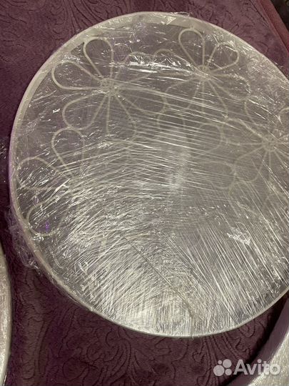 Столик IKEA клингсбу