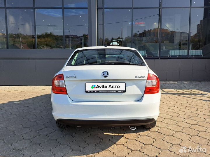 Skoda Rapid 1.6 AT, 2016, 238 500 км