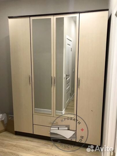 Шкаф распашной