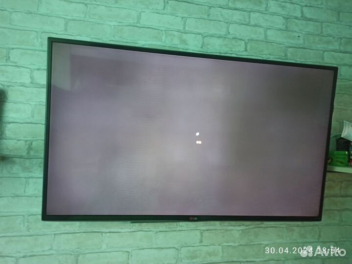 Телевизор lg 42 дюйма со SMART tv