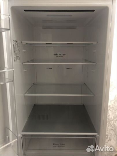 Холодильник LG новый