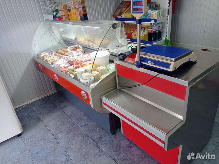 Холодильная витрина бу