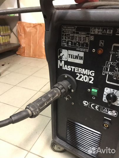 Сварочный полуавтомат бу Telwin 220/2