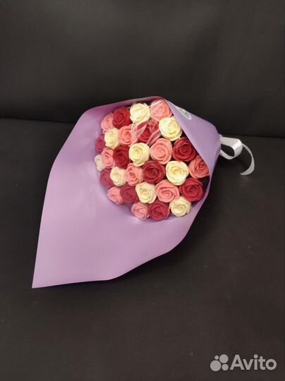 Розы из Белого Шоколада - 29 шт в Букете