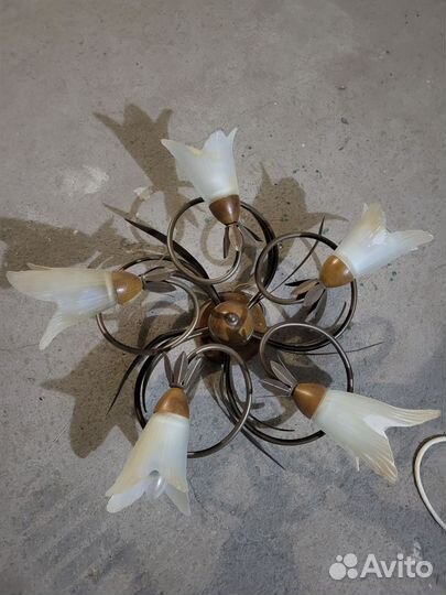Люстра потолочная бу