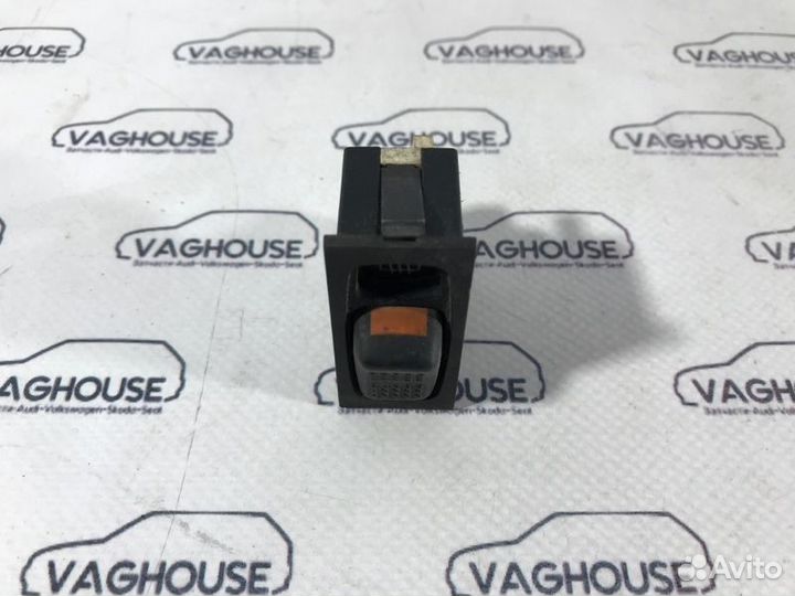 Кнопка обогрева стекла Ford Sierra MK 1 1989