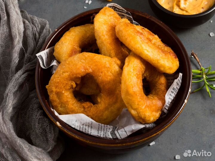 Луковые кольца в панировке