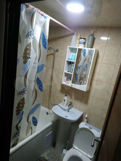 Комната 19 м² в 3-к., 1/2 эт.