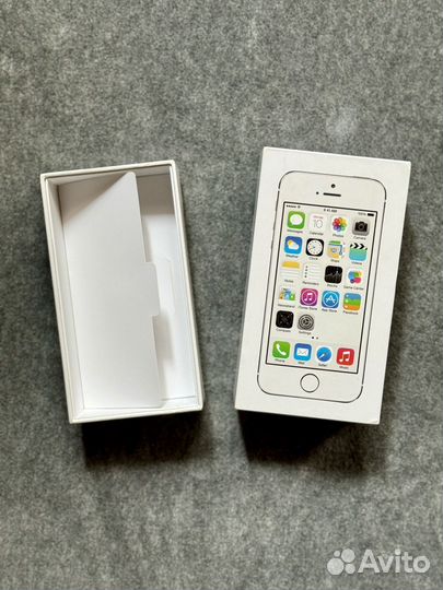 Коробка от iPhone 5s Silver 32GB