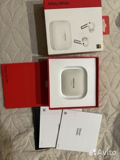 Беспроводные наушники