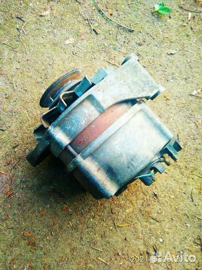 Генератор VW Passat b5 1.6,audi A3 1.8,80