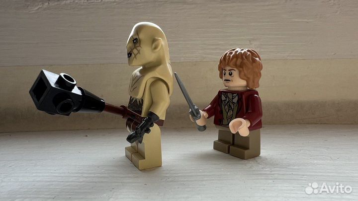 Lego Хоббит Бильбо Бэггинс и Азог Осквернитель