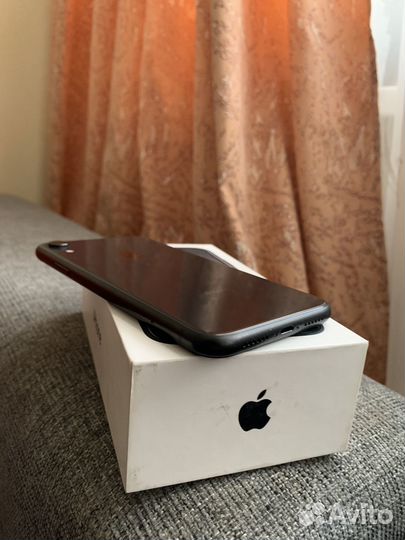 iPhone Xr, 128 ГБ