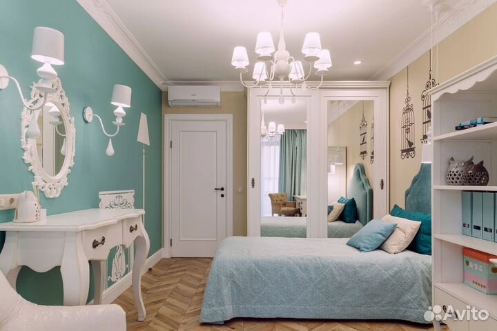 Шкаф двухстворчатый распашной