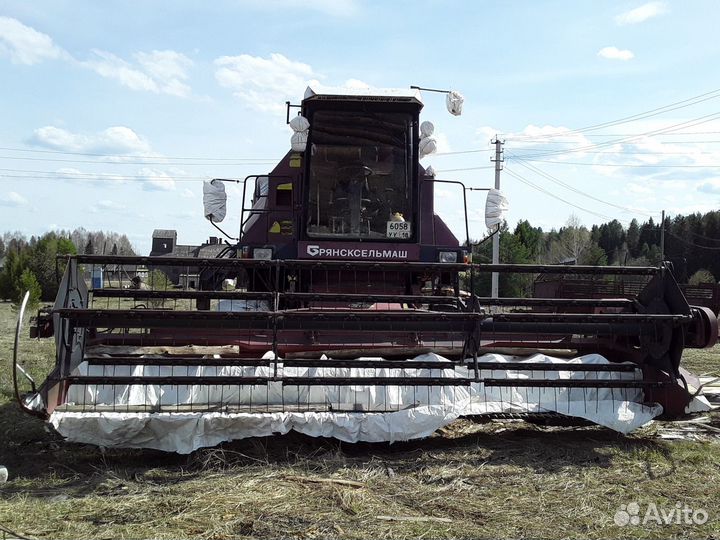 Комбайн Гомсельмаш КЗС-7 (Палессе GS07), 2009