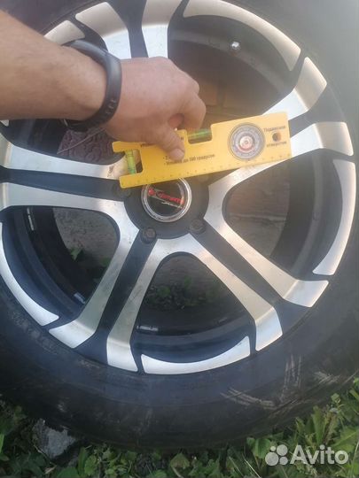 Pirelli Ice Zero 235/65 R17