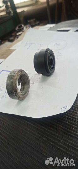 Опорная шайба на винтовой вал