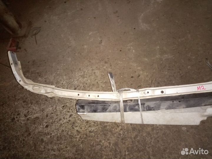 Планка под фары toyota mark 2 jzx100