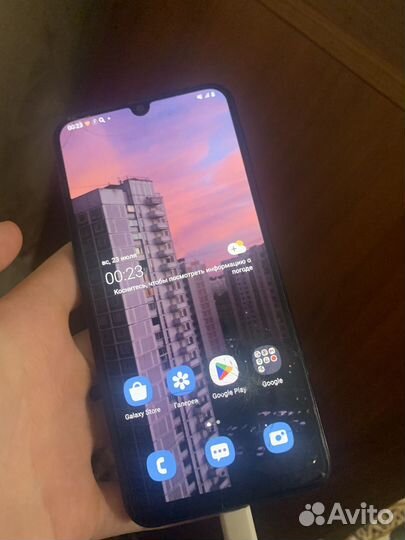 Телефон Samsung M21