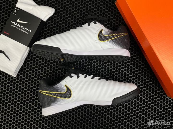 Сороконожки nike tiempo X