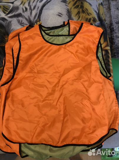 Манишки футбольные